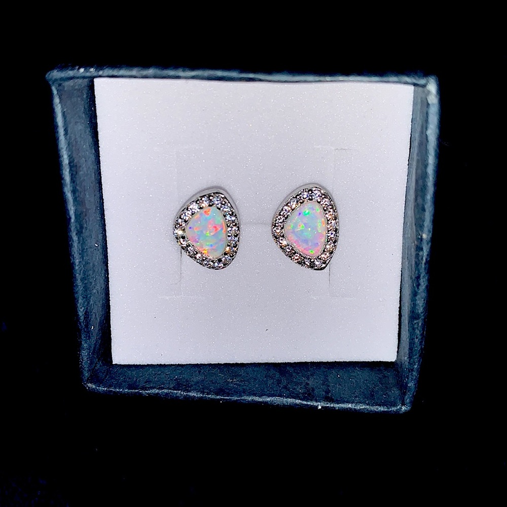 Beautiful Opal, Silver Earrings